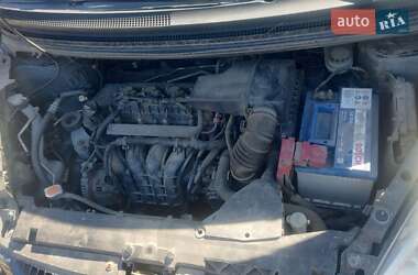 Хэтчбек Mitsubishi Colt 2006 в 