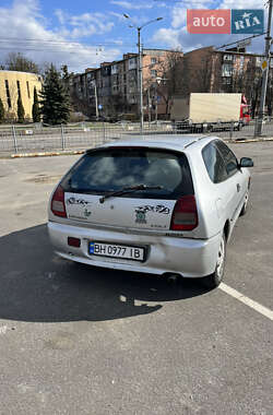 Хэтчбек Mitsubishi Colt 1996 в 
