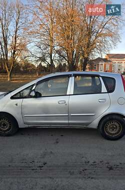Хэтчбек Mitsubishi Colt 2005 в 