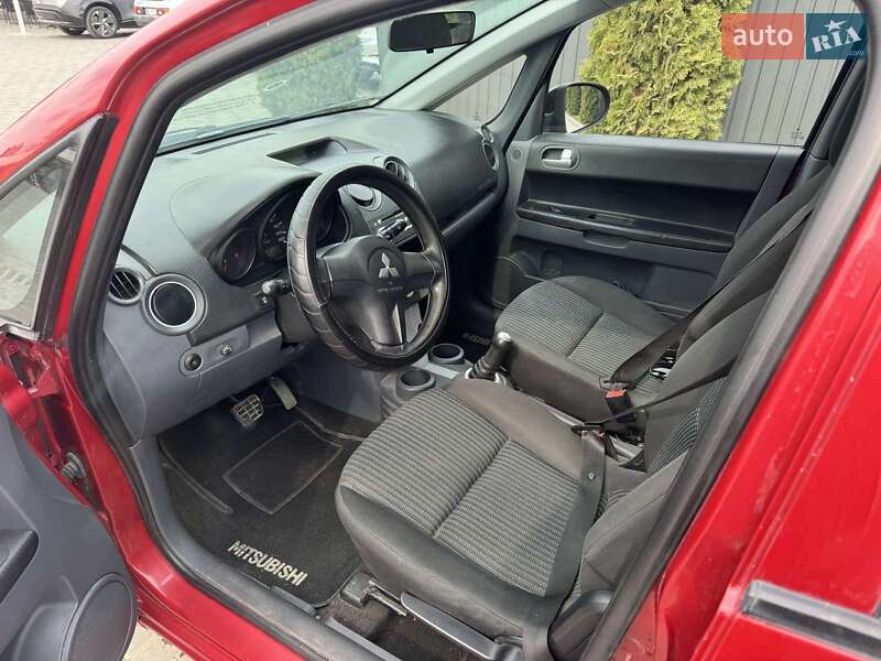 Хэтчбек Mitsubishi Colt 2008 в Кропивницком