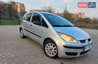 Хэтчбек Mitsubishi Colt 2005 в 