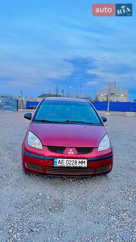 Mitsubishi Colt 2005