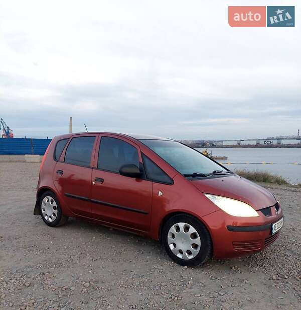 Хетчбек Mitsubishi Colt 2005 в Дніпрі