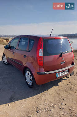 Хэтчбек Mitsubishi Colt 2005 в 