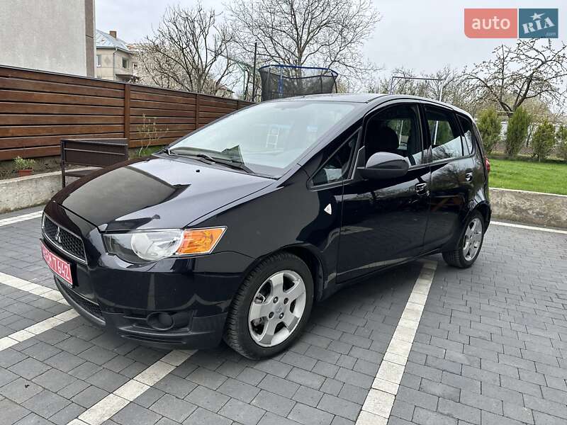 Хэтчбек Mitsubishi Colt 2012 в Черновцах