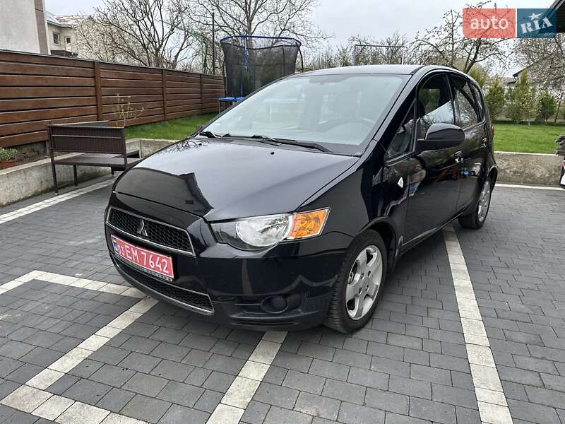 Хэтчбек Mitsubishi Colt 2012 в Черновцах