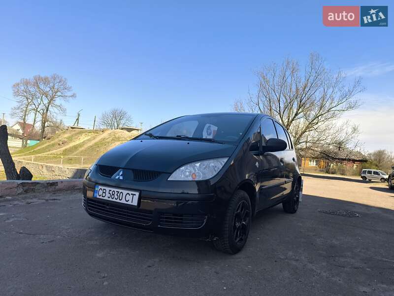 Хэтчбек Mitsubishi Colt 2008 в 