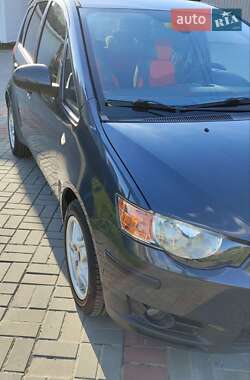 Хэтчбек Mitsubishi Colt 2009 в 