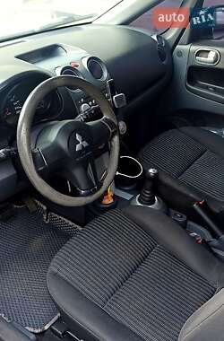 Хетчбек Mitsubishi Colt 2008 в 