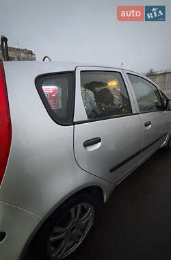 Хетчбек Mitsubishi Colt 2006 в 