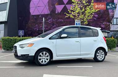 Хэтчбек Mitsubishi Colt 2010 в 
