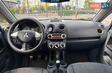 Хэтчбек Mitsubishi Colt 2010 в 