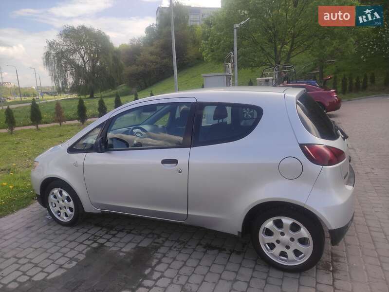 Хэтчбек Mitsubishi Colt 2009 в Львове