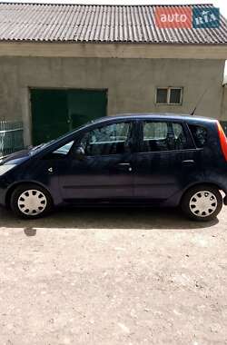 Хэтчбек Mitsubishi Colt 2004 в 