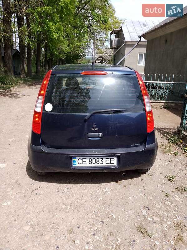 Хетчбек Mitsubishi Colt 2004 в Сокирянах