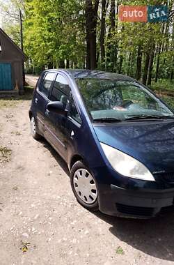 Хэтчбек Mitsubishi Colt 2004 в 
