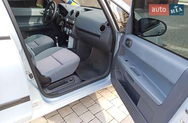 Хэтчбек Mitsubishi Colt 2004 в 