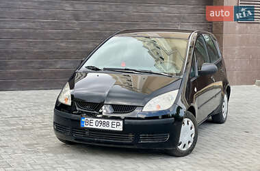 Хэтчбек Mitsubishi Colt 2005 в 