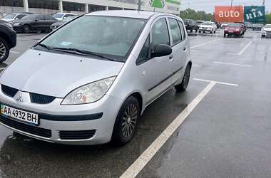 Хэтчбек Mitsubishi Colt 2006 в Киеве