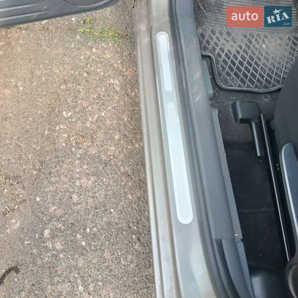 Хэтчбек Mitsubishi Colt 2007 в Черноморске