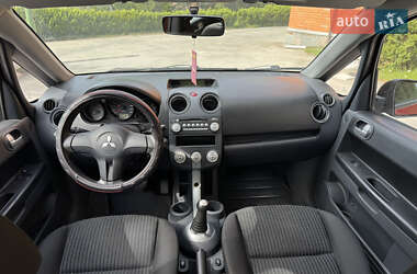 Хэтчбек Mitsubishi Colt 2008 в 