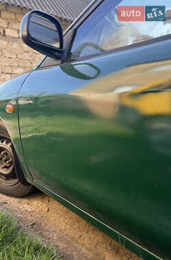 Хетчбек Mitsubishi Colt 1998 в 