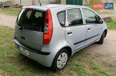 Хэтчбек Mitsubishi Colt 2005 в 