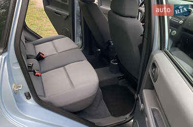 Хэтчбек Mitsubishi Colt 2005 в 