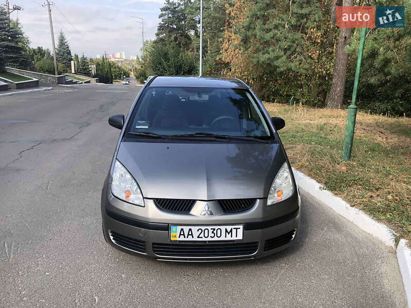 Хетчбек Mitsubishi Colt 2007 в Києві