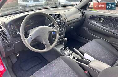 Хэтчбек Mitsubishi Colt 1998 в 