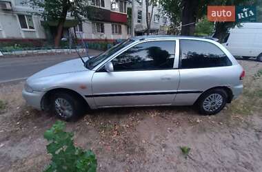 Хэтчбек Mitsubishi Colt 1993 в 
