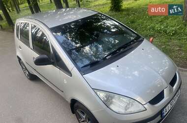 Хэтчбек Mitsubishi Colt 2006 в 
