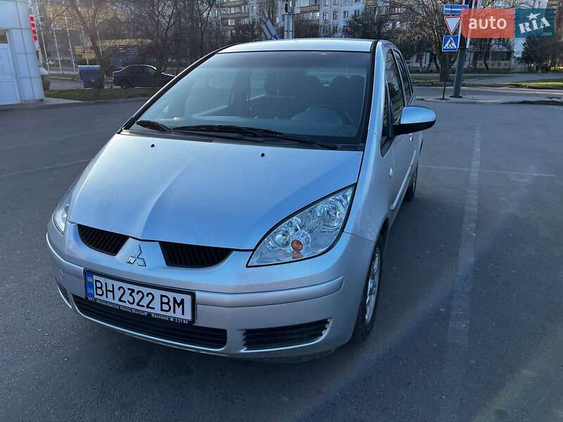 Mitsubishi Colt 2005