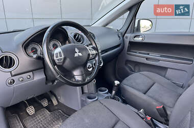 Хетчбек Mitsubishi Colt 2012 в 