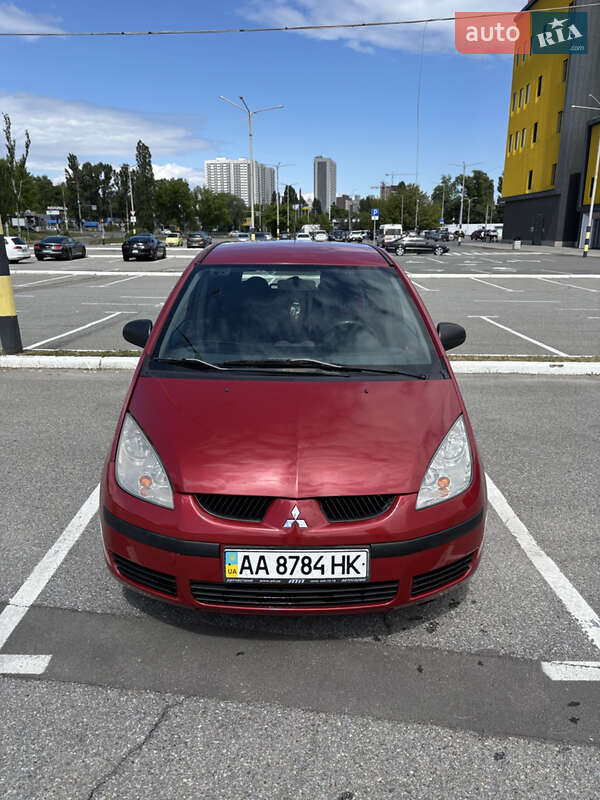 Хэтчбек Mitsubishi Colt 2008 в Киеве