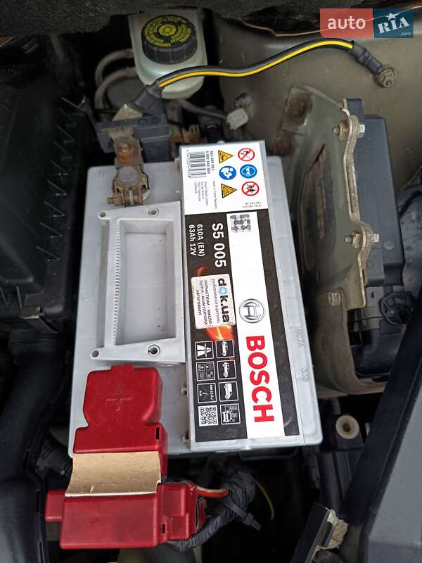 Хэтчбек Mitsubishi Colt 2011 в Киеве