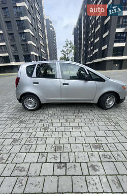 Хэтчбек Mitsubishi Colt 2010 в 