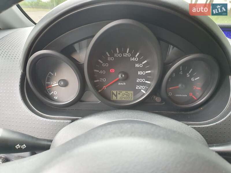 Хэтчбек Mitsubishi Colt 2008 в Черновцах