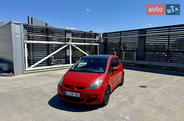 Хэтчбек Mitsubishi Colt 2006 в 