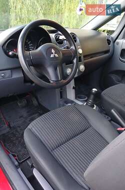 Хэтчбек Mitsubishi Colt 2008 в 