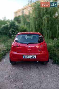 Хэтчбек Mitsubishi Colt 2008 в 