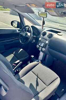 Хэтчбек Mitsubishi Colt 2008 в 