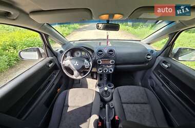 Хэтчбек Mitsubishi Colt 2012 в 
