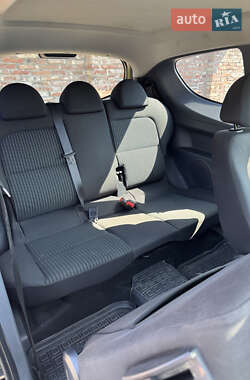 Хэтчбек Mitsubishi Colt 2008 в 
