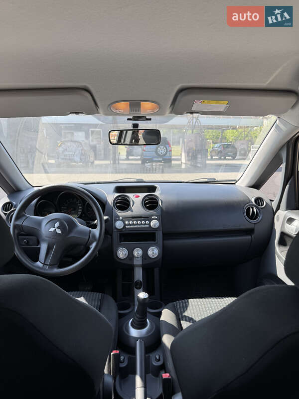 Хэтчбек Mitsubishi Colt 2008 в Львове