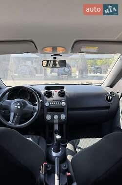 Хэтчбек Mitsubishi Colt 2008 в 