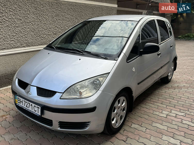 Mitsubishi Colt 2006