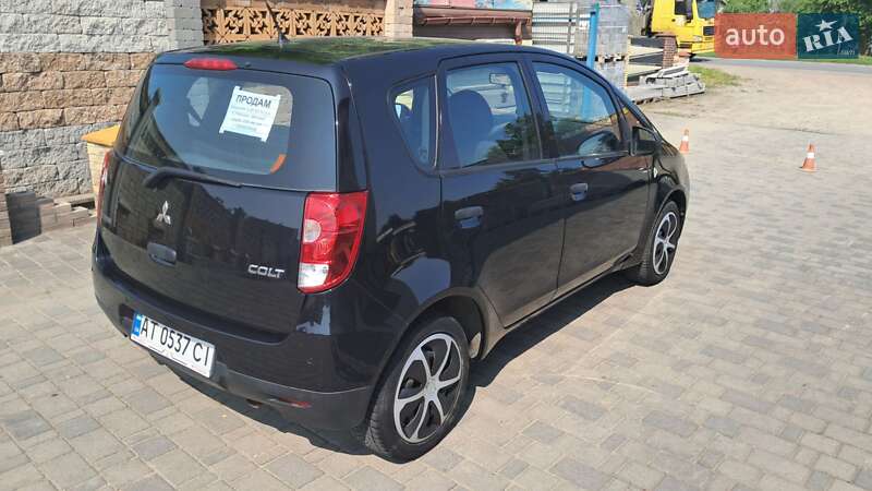 Хэтчбек Mitsubishi Colt 2012 в Ивано-Франковске фото 4 Хэтчбек Mitsubishi Colt 2012 в Ивано-Франковске