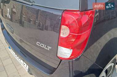 Хэтчбек Mitsubishi Colt 2012 в 