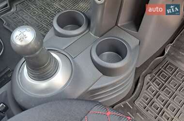 Хэтчбек Mitsubishi Colt 2012 в 